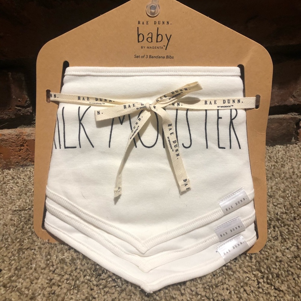 NWOT Bandana bibs New in packaging